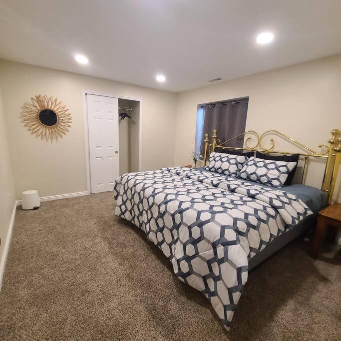 Entire Huge Basement! Fast Wifi! Private Entrance! Villa Солт Лейк Сити Екстериор снимка
