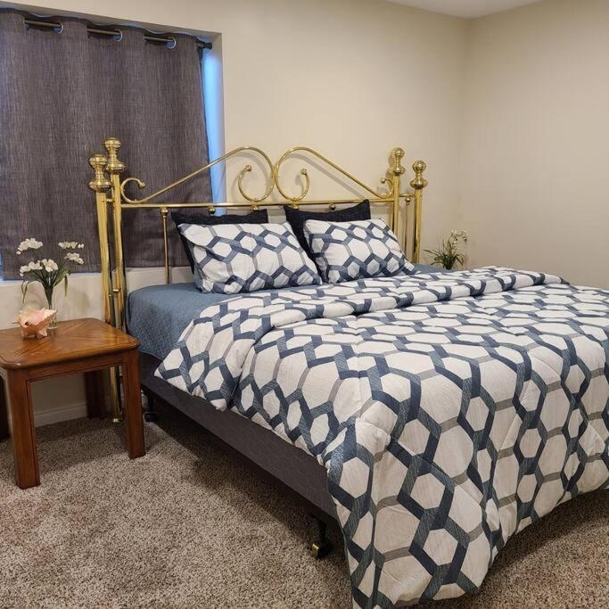 Entire Huge Basement! Fast Wifi! Private Entrance! Villa Солт Лейк Сити Екстериор снимка